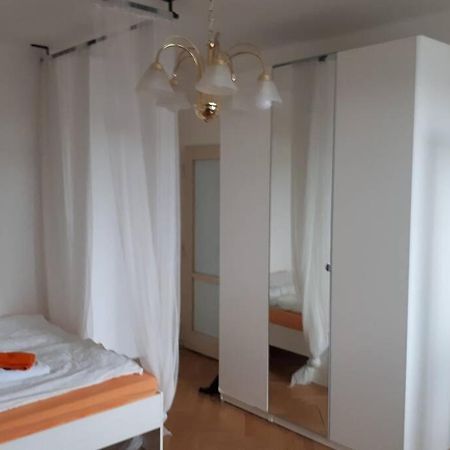Room In Apartment Prague 3 Esterno foto